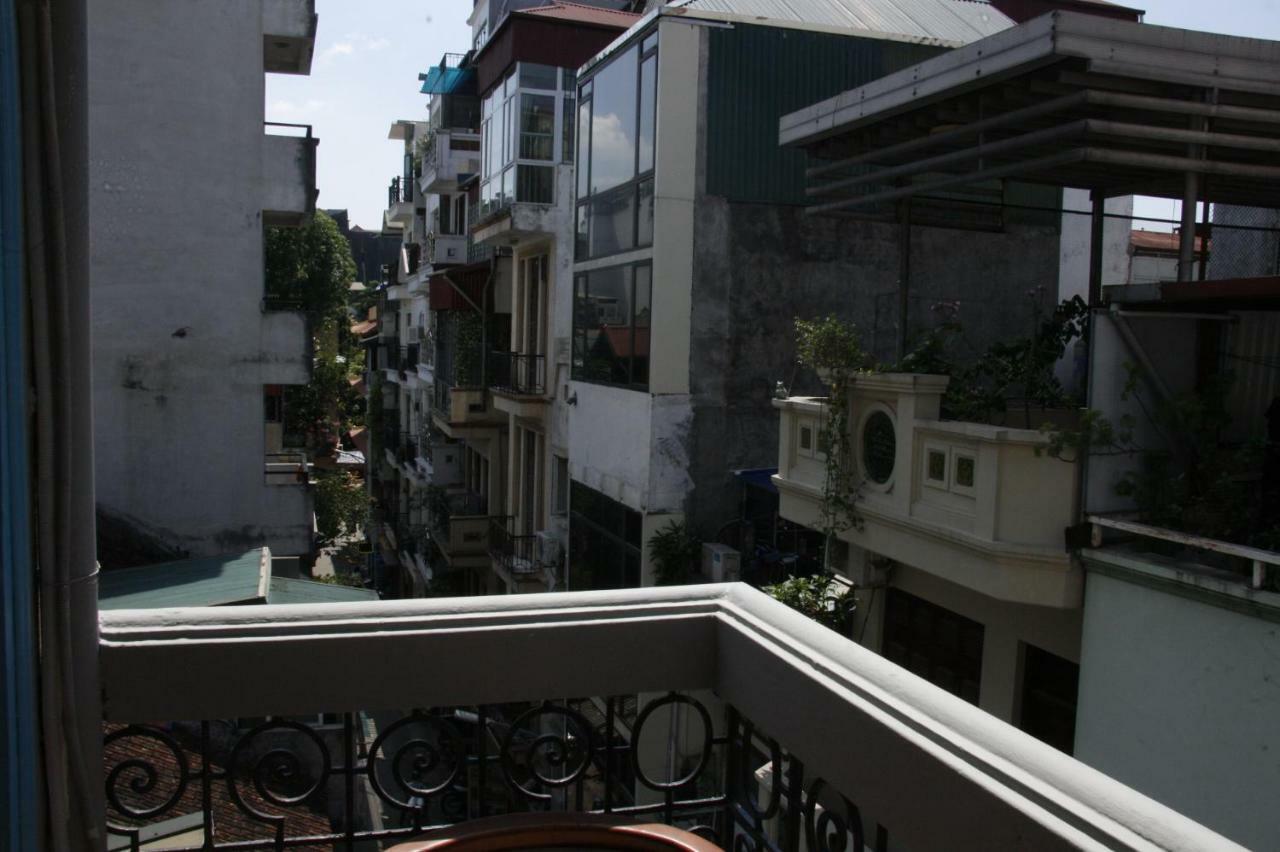 Hanoi Massive Hostel Hanói Exterior foto