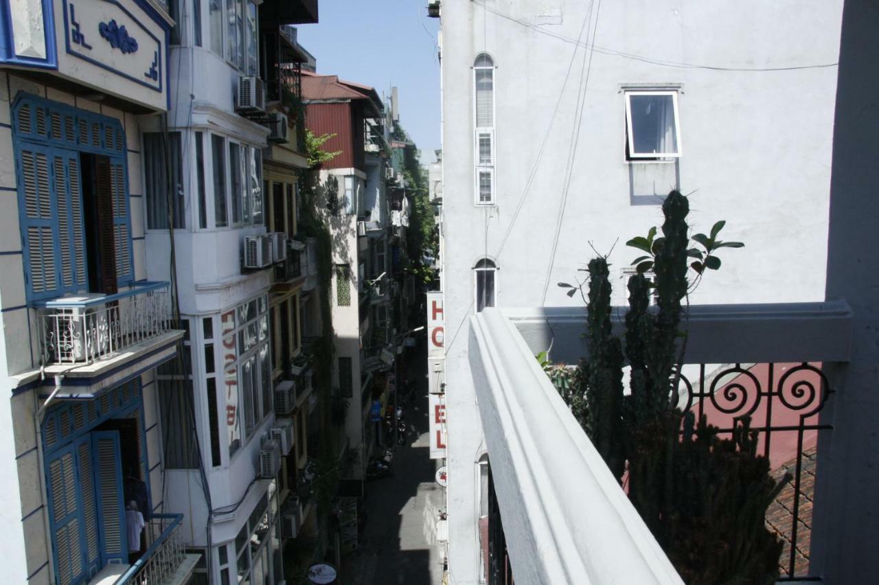 Hanoi Massive Hostel Hanói Exterior foto