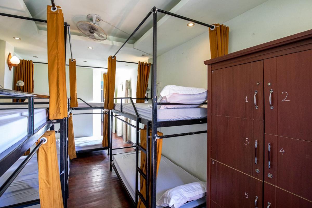 Hanoi Massive Hostel Hanói Exterior foto